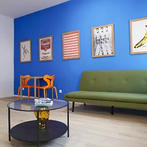 Vibrant Design - Full Kitchen - Wi-fi - 18 Mins To Centre Wien